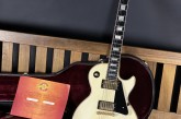 Gibson Custom 2006 Les Paul Custom.jpg